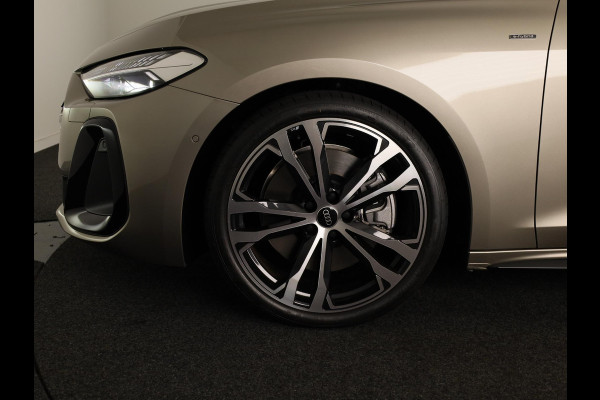 Audi A5 Avant S edition e-hybrid 299 pk Private lease vanaf € 1.105,-| Bang & Olufsen premium 3D | Techniekpakket plus | Elektrische stoelen met memory | Lederen bekleding | S-line interieur