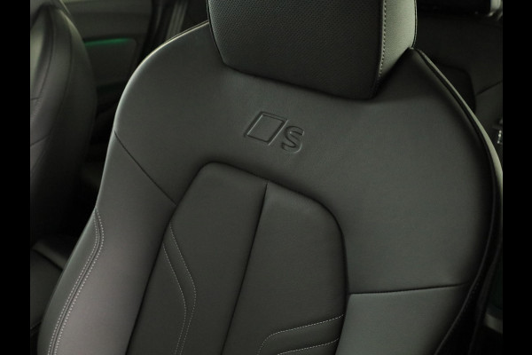 Audi A5 Avant S edition e-hybrid 299 pk Private lease vanaf € 1.105,-| Bang & Olufsen premium 3D | Techniekpakket plus | Elektrische stoelen met memory | Lederen bekleding | S-line interieur