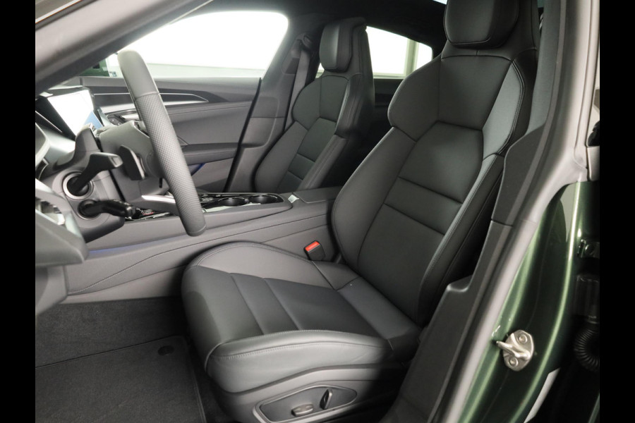 Audi e-tron GT e-tron GT 504pk | Private lease vanaf € 1.584,- per maand |  B&O | Lederen bekleding | Elektrische verstelbare voorstoelen met geheugen | Panoramadak | Audi Exclusive kleur