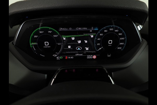 Audi e-tron GT e-tron GT 504pk | Private lease vanaf € 1.584,- per maand |  B&O | Lederen bekleding | Elektrische verstelbare voorstoelen met geheugen | Panoramadak | Audi Exclusive kleur