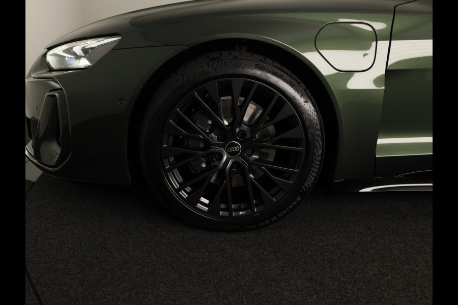 Audi e-tron GT e-tron GT 504pk | Private lease vanaf € 1.584,- per maand |  B&O | Lederen bekleding | Elektrische verstelbare voorstoelen met geheugen | Panoramadak | Audi Exclusive kleur