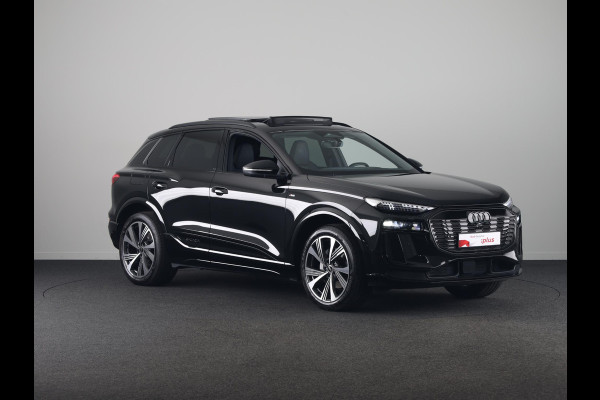 Audi Q6 e-tron S edition performance 100 kWh 306 pk | SOH 99,50% | Verlengde garantie | Navigatie | Warmetepomp | Panoramadak | Trekhaak (wegklapbaar) | Lederen bekleding | B&O Soundsystem | Rondomzicht camera | Head-up display | S-Line |