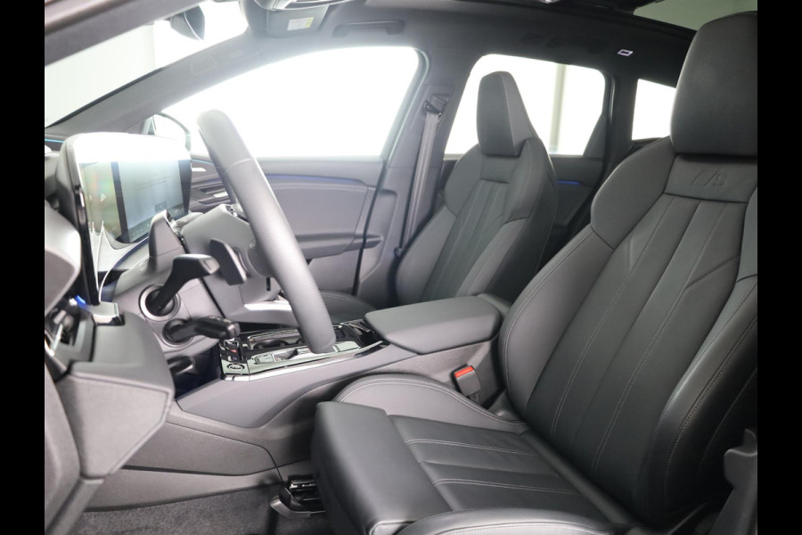 Audi Q6 e-tron S edition performance 100 kWh 306 pk | SOH 99,50% | Verlengde garantie | Navigatie | Warmetepomp | Panoramadak | Trekhaak (wegklapbaar) | Lederen bekleding | B&O Soundsystem | Rondomzicht camera | Head-up display | S-Line |