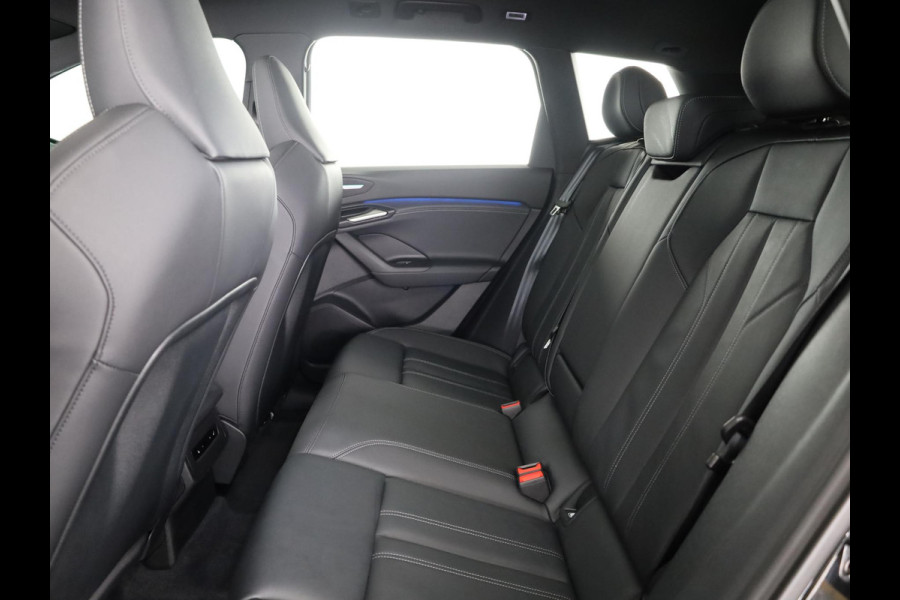 Audi Q6 e-tron S edition performance 100 kWh 306 pk | SOH 99,50% | Verlengde garantie | Navigatie | Warmetepomp | Panoramadak | Trekhaak (wegklapbaar) | Lederen bekleding | B&O Soundsystem | Rondomzicht camera | Head-up display | S-Line |