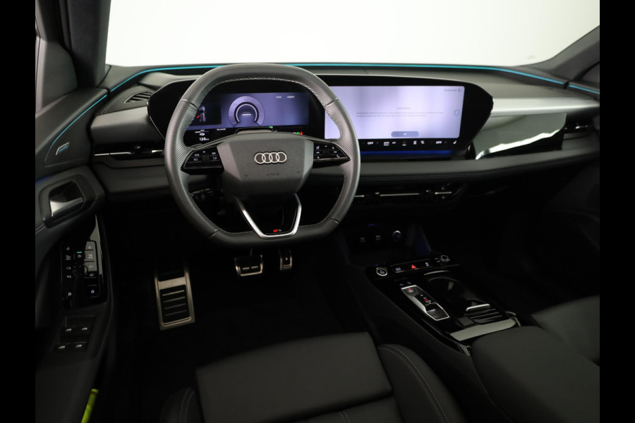 Audi Q6 e-tron S edition performance 100 kWh 306 pk | SOH 99,50% | Verlengde garantie | Navigatie | Warmetepomp | Panoramadak | Trekhaak (wegklapbaar) | Lederen bekleding | B&O Soundsystem | Rondomzicht camera | Head-up display | S-Line |
