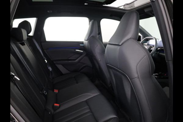 Audi Q6 e-tron S edition performance 100 kWh 306 pk | SOH 99,50% | Verlengde garantie | Navigatie | Warmetepomp | Panoramadak | Trekhaak (wegklapbaar) | Lederen bekleding | B&O Soundsystem | Rondomzicht camera | Head-up display | S-Line |