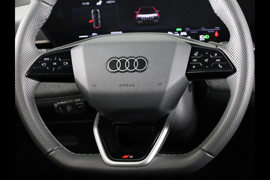 Audi Q6 Sportback e-tron Advanced edition 83 kWh 252 pk | Private lease vanaf € 998,- per maand | Verlengde garantie | Navigatie | Warmtepomp | Panoramadak | Parkeersensoren (Park assist) | Rondomzicht camera | Stoelverwarming v/a |