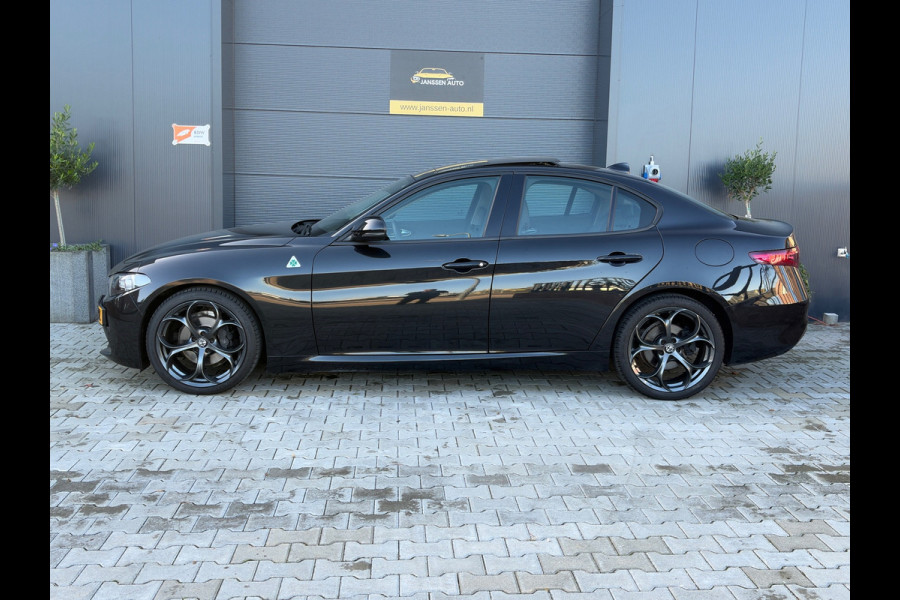 Alfa Romeo Giulia 2.0T Super | Leder | Pano | Camera | Stoel en stuurverwarming | Volledig onderhouden