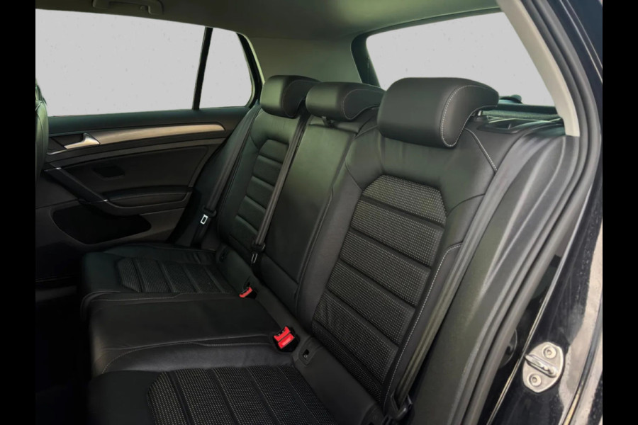 Volkswagen e-Golf E-Golf (NL-auto, Goed OndH, Leder Dynaudio, Digitale Dash, StoelV, Climate Con, Cruise Con, Etc)