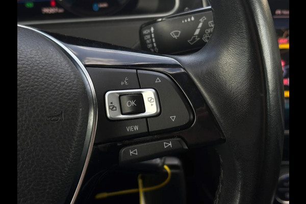Volkswagen e-Golf E-Golf (NL-auto, Goed OndH, Leder Dynaudio, Digitale Dash, StoelV, Climate Con, Cruise Con, Etc)
