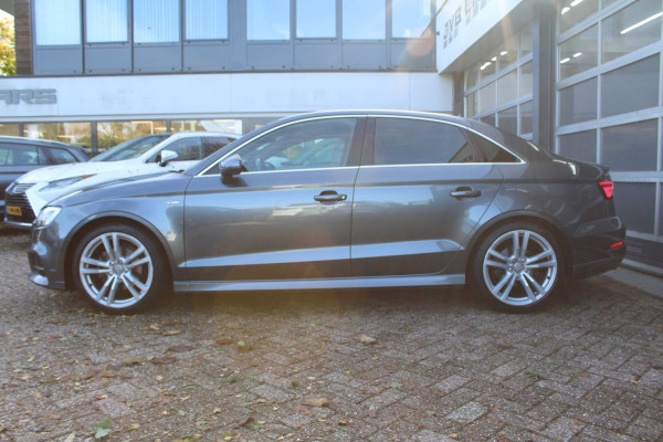 Audi A3 Limousine 1.5 TFSI CoD Sport S Line Edition