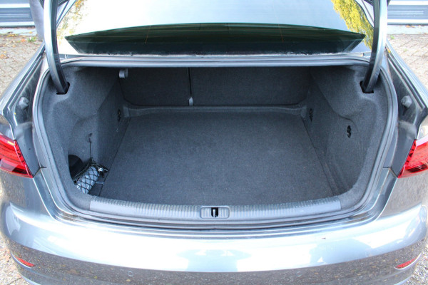 Audi A3 Limousine 1.5 TFSI CoD Sport S Line Edition