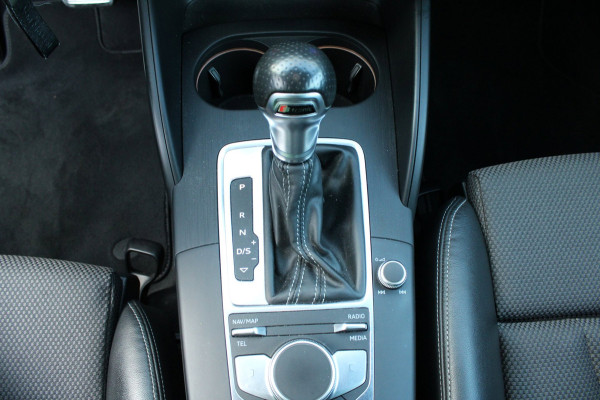 Audi A3 Limousine 1.5 TFSI CoD Sport S Line Edition