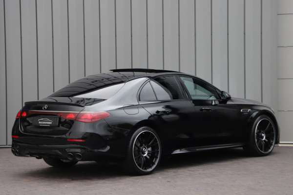 Mercedes-Benz E-Klasse AMG 53 4MATIC+ | Hyperscreen | Head-up | Massage | Achterasbesturing | Burmester 4D | Keyless-go | Distronic+ | Pano | Digital-l
