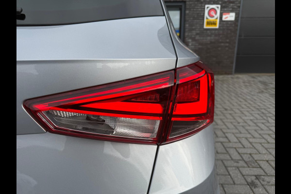 Seat Arona 1.0 TSI Xcellence Business Intense | LED | LAGE KM | ACC | CLIMA | CAMERA | CARPLAY | TREKHAAK |