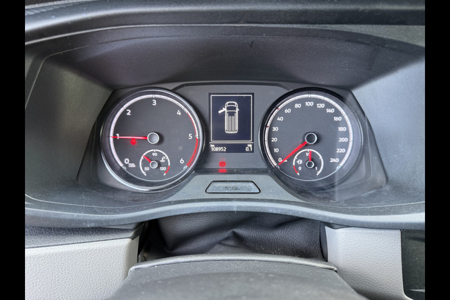 Volkswagen Transporter 2.0 TDI 110PK Euro 6 L2H1 Comfortline CarPlay/Cruise Control/Navigatie