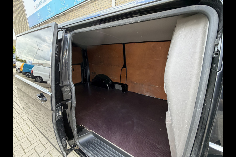 Volkswagen Transporter 2.0 TDI 110PK Euro 6 L2H1 Comfortline CarPlay/Cruise Control/Navigatie