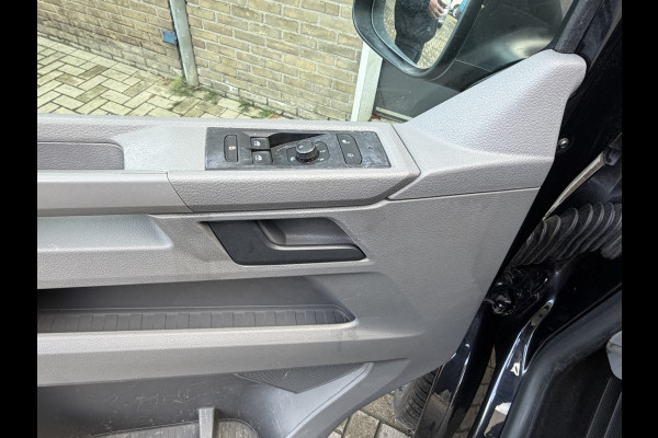 Volkswagen Transporter 2.0 TDI 110PK Euro 6 L2H1 Comfortline CarPlay/Cruise Control/Navigatie