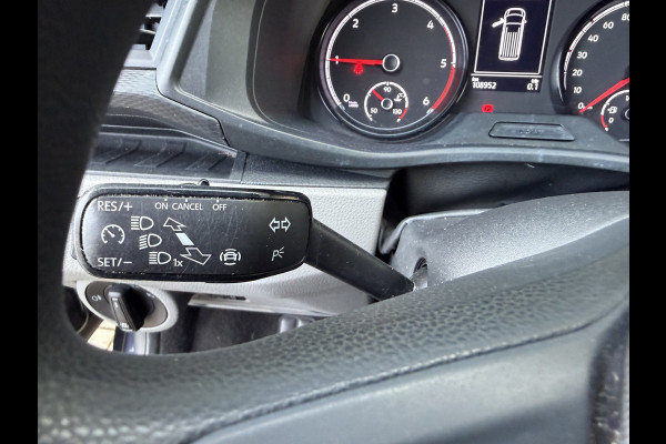 Volkswagen Transporter 2.0 TDI 110PK Euro 6 L2H1 Comfortline CarPlay/Cruise Control/Navigatie