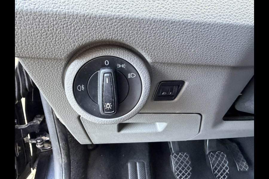 Volkswagen Transporter 2.0 TDI 110PK Euro 6 L2H1 Comfortline CarPlay/Cruise Control/Navigatie