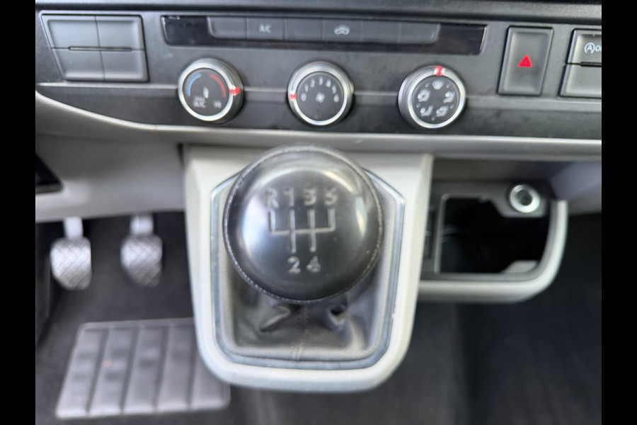 Volkswagen Transporter 2.0 TDI 110PK Euro 6 L2H1 Comfortline CarPlay/Cruise Control/Navigatie