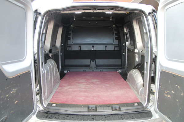 Volkswagen Caddy Cargo 2.0 TDI 102PK 1st Edition / App connect / Multi stuur / 18" velgen