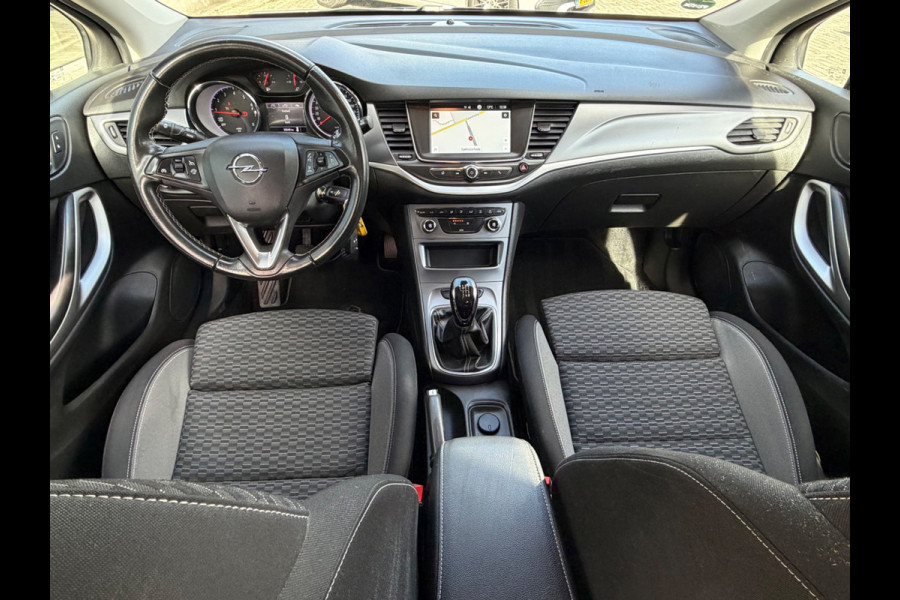 Opel Astra 1.2 Edition 131pk, NAP, 1e eigenaar, CarPlay, trekhaak, Sport stoelen