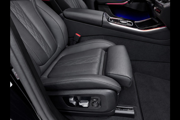 BMW X5 XDrive50e PERFORMANCE 22'' PANO/STOEL-M+KOELING/LEDER/CAM/H-KARDON///
