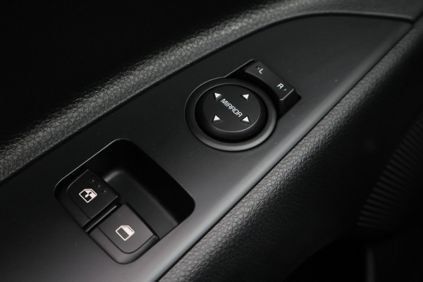 Kia Stonic 1.0 T-GDi MHEV ComfortLine Cruise, Apple Carplay, Lane Assist, DAB