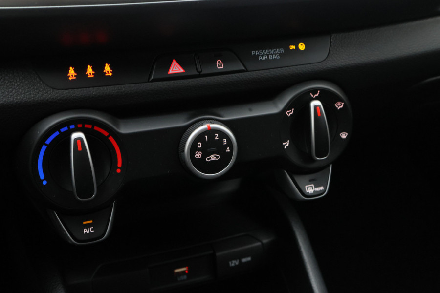 Kia Stonic 1.0 T-GDi MHEV ComfortLine Cruise, Apple Carplay, Lane Assist, DAB