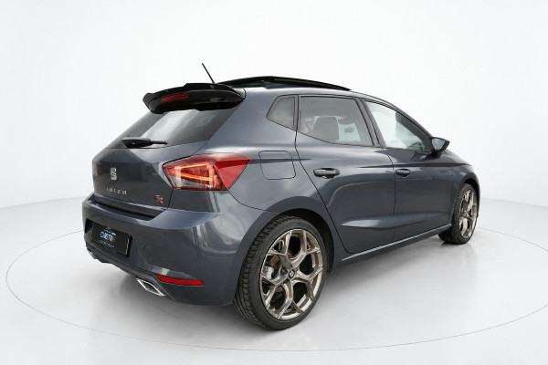 Seat Ibiza 1.0 TSI FR PANO VIRTUAL KEYLESS CAMERA SFEER CARPLAY