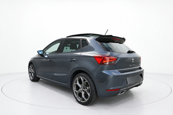 Seat Ibiza 1.0 TSI FR PANO VIRTUAL KEYLESS CAMERA SFEER CARPLAY