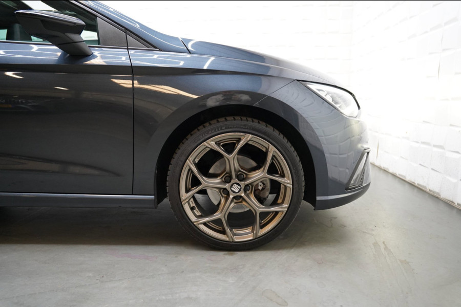 Seat Ibiza 1.0 TSI FR PANO VIRTUAL KEYLESS CAMERA SFEER CARPLAY