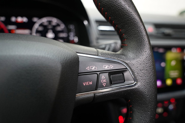 Seat Ibiza 1.0 TSI FR PANO VIRTUAL KEYLESS CAMERA SFEER CARPLAY