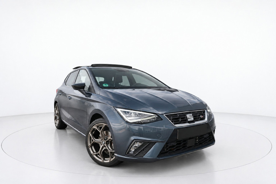 Seat Ibiza 1.0 TSI FR PANO VIRTUAL KEYLESS CAMERA SFEER CARPLAY
