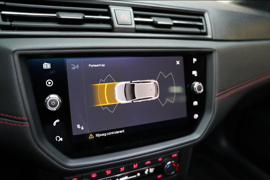 Seat Ibiza 1.0 TSI FR PANO VIRTUAL KEYLESS CAMERA SFEER CARPLAY
