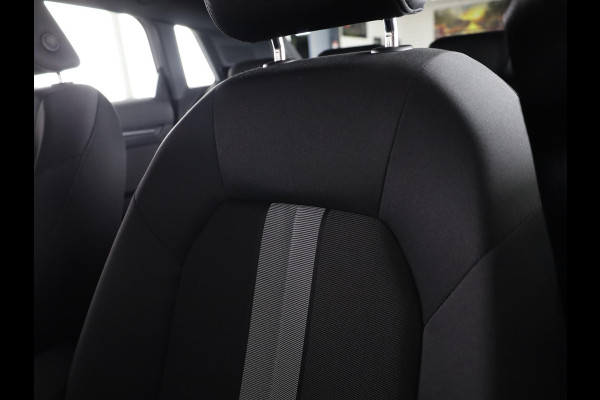 Audi A3 Sportback 40 TFSI e Pro Line 204pk | Navigatie via App | Stoelverwarming | Parkeersensoren | 17 inch lichtmetalen velgen | Verlengde garantie |