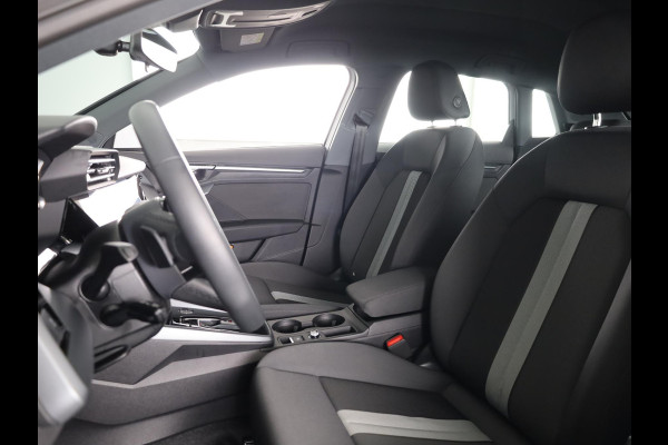 Audi A3 Sportback 40 TFSI e Pro Line 204pk | Navigatie via App | Stoelverwarming | Parkeersensoren | 17 inch lichtmetalen velgen | Verlengde garantie |