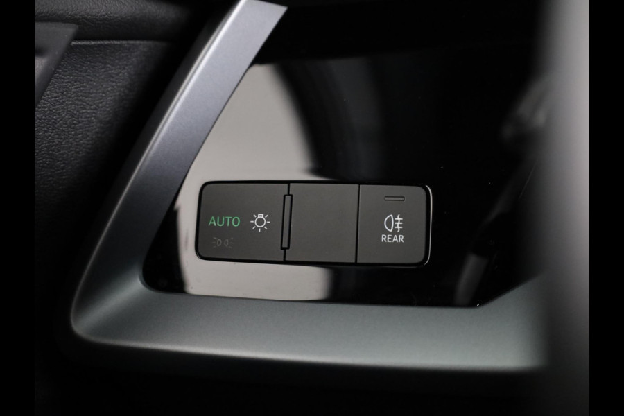 Audi A3 Sportback 40 TFSI e Pro Line 204pk | Navigatie via App | Stoelverwarming | Parkeersensoren | 17 inch lichtmetalen velgen | Verlengde garantie |