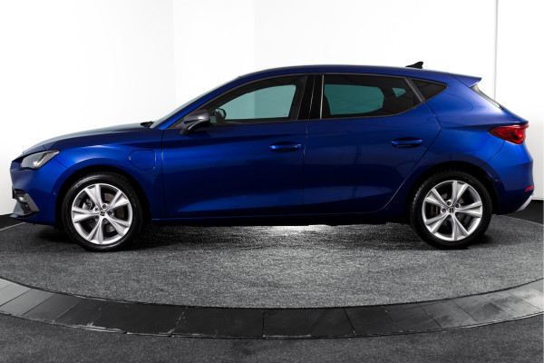 Seat Leon 1.4 TSI eHybrid PHEV FR | Dig. Cockpit | Cruise | Stoel-+Stuurverw. | PDC | Camera | NAV + Carplay / Android | ECC | LM 17" |