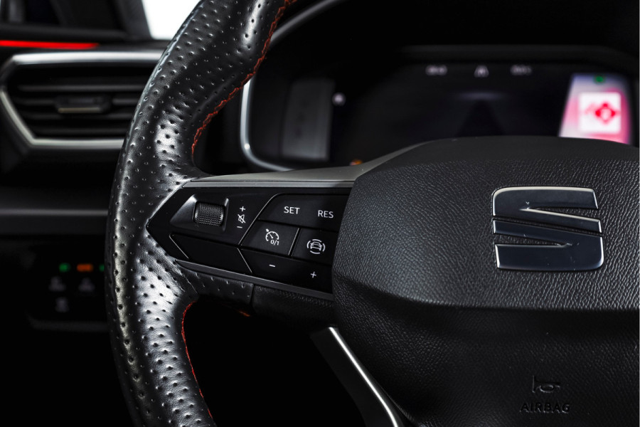 Seat Leon 1.4 TSI eHybrid PHEV FR | Dig. Cockpit | Cruise | Stoel-+Stuurverw. | PDC | Camera | NAV + Carplay / Android | ECC | LM 17" |
