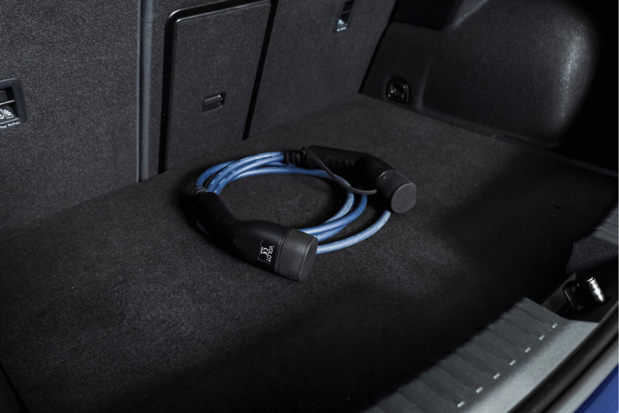 Seat Leon 1.4 TSI eHybrid PHEV FR | Dig. Cockpit | Cruise | Stoel-+Stuurverw. | PDC | Camera | NAV + Carplay / Android | ECC | LM 17" |