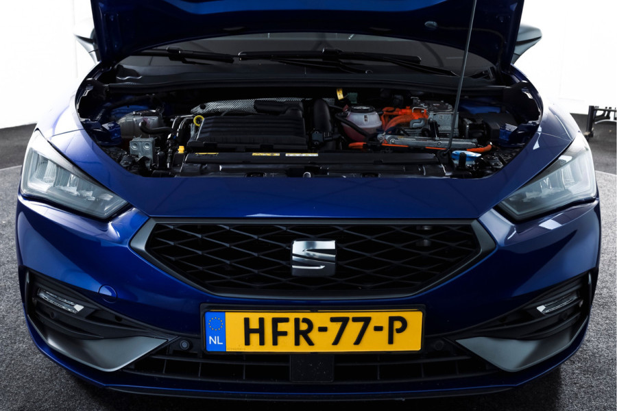 Seat Leon 1.4 TSI eHybrid PHEV FR | Dig. Cockpit | Cruise | Stoel-+Stuurverw. | PDC | Camera | NAV + Carplay / Android | ECC | LM 17" |