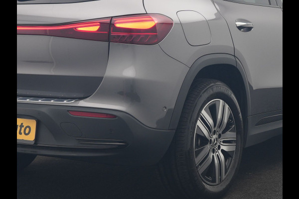Mercedes-Benz EQA 250+ Business Line 71 kWh 190pk Dealer O.H. | Trekhaak Af Fabriek | Adaptive Cruise | 360 Camera | Sfeerverlichting | Sportstoelen & Stuur Verwarmd | Keyless | BLIS | Apple Carplay | Navigatie | DAB | Widescreen Navi |