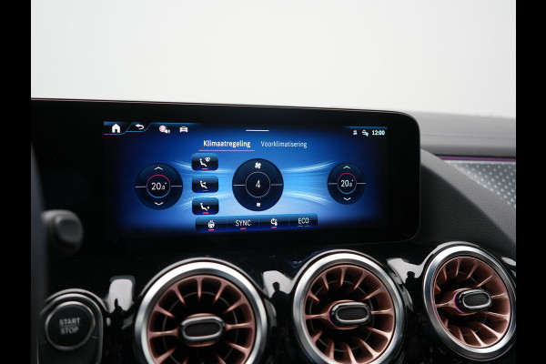 Mercedes-Benz EQA 250+ Business Line 71 kWh 190pk Dealer O.H. | Trekhaak Af Fabriek | Adaptive Cruise | 360 Camera | Sfeerverlichting | Sportstoelen & Stuur Verwarmd | Keyless | BLIS | Apple Carplay | Navigatie | DAB | Widescreen Navi |