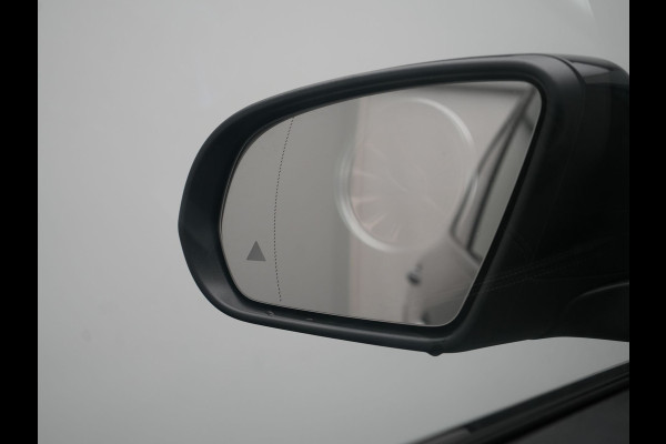 Mercedes-Benz EQA 250+ Business Line 71 kWh 190pk Dealer O.H. | Trekhaak Af Fabriek | Adaptive Cruise | 360 Camera | Sfeerverlichting | Sportstoelen & Stuur Verwarmd | Keyless | BLIS | Apple Carplay | Navigatie | DAB | Widescreen Navi |