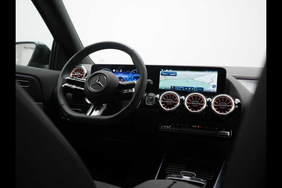 Mercedes-Benz EQA 250+ Business Line 71 kWh 190pk Dealer O.H. | Trekhaak Af Fabriek | Adaptive Cruise | 360 Camera | Sfeerverlichting | Sportstoelen & Stuur Verwarmd | Keyless | BLIS | Apple Carplay | Navigatie | DAB | Widescreen Navi |