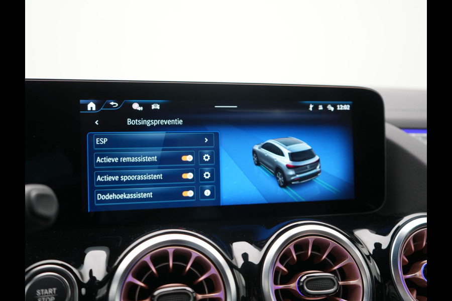 Mercedes-Benz EQA 250+ Business Line 71 kWh 190pk Dealer O.H. | Trekhaak Af Fabriek | Adaptive Cruise | 360 Camera | Sfeerverlichting | Sportstoelen & Stuur Verwarmd | Keyless | BLIS | Apple Carplay | Navigatie | DAB | Widescreen Navi |