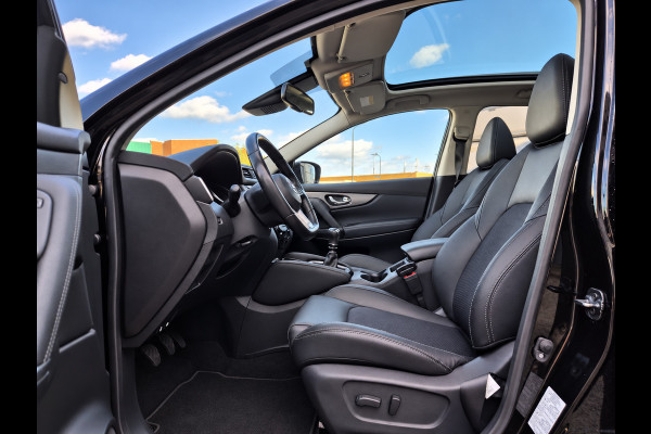 Nissan QASHQAI 1.3 DIG-T Tekna Glasdak! 360'Camera! Navi! Stoelverwarming! Lane Assist! Cruise! Inklapbare Spiegels! Star/Stop!