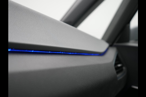Volkswagen ID.3 Pro S 77 kWh 204pk Dealer O.H. | Stuur Verwarmd | Alcantara Sportstoelen | Apple Carplay | 19"L.M | Sfeerverlichting | Navigatie | Virtual | DAB |